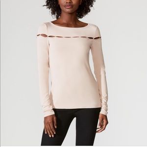 Bailey 44 tantalizing tee